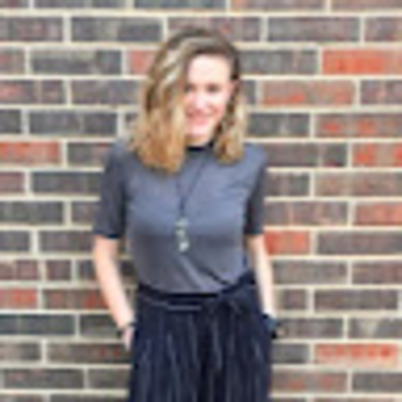 Meet your Posher, Payton - Picture 1 of 1